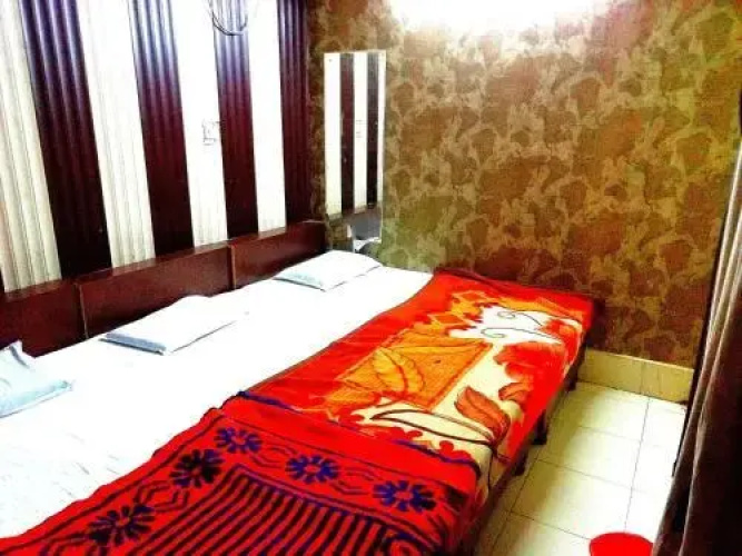 Abhiraj Guest House