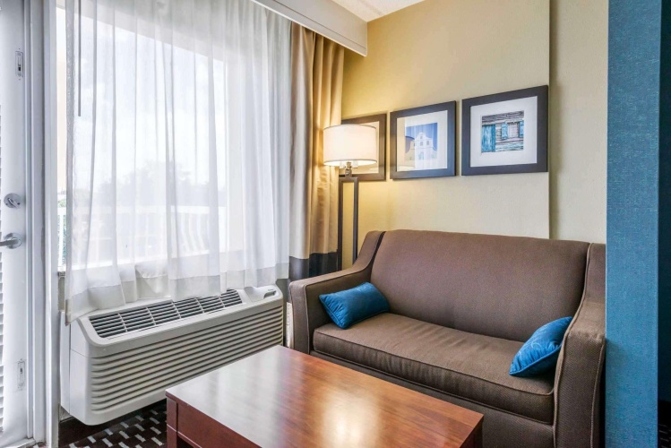 Quadruple Suite