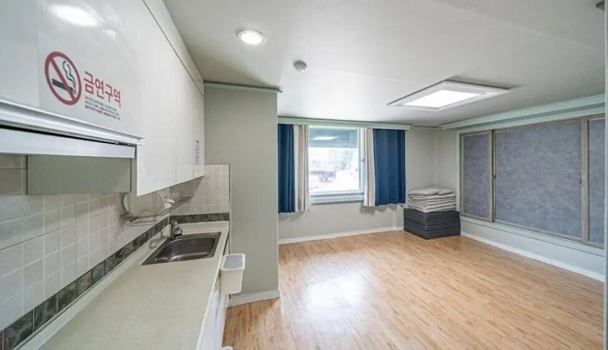 Standard room with river view