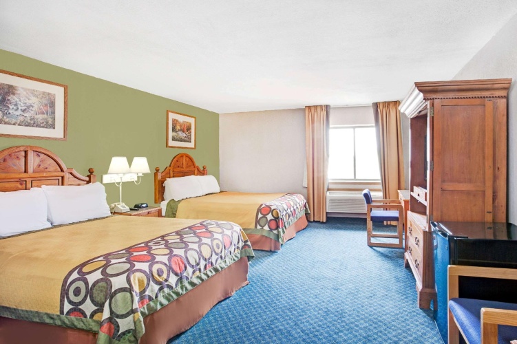 Standard Quadruple room