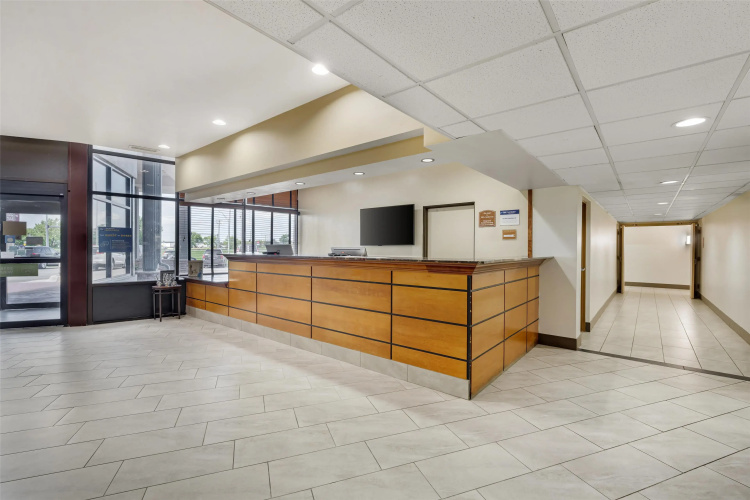 Best Western Plus York Hotel & Conference Center
