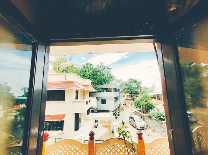 Radhika palace