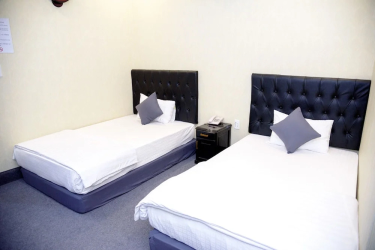 Ha Trinh Hotel