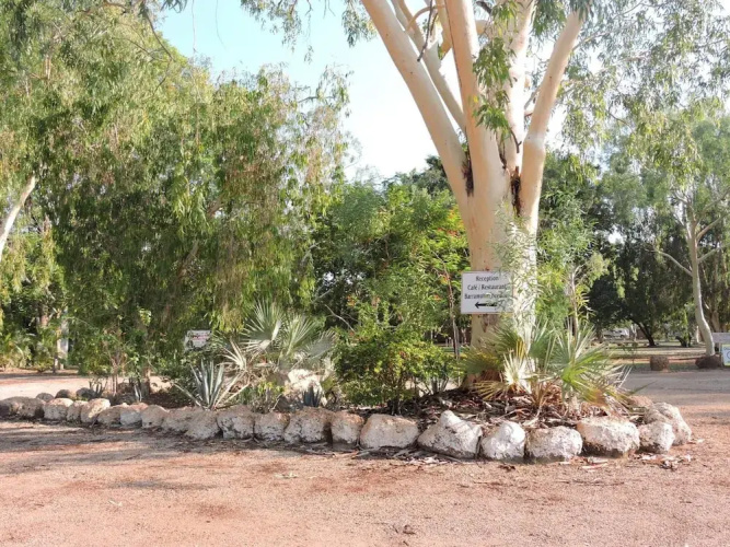 Territory Manor Motel & Caravan Park