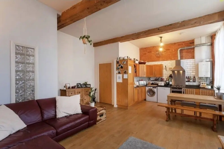 Apartment 74