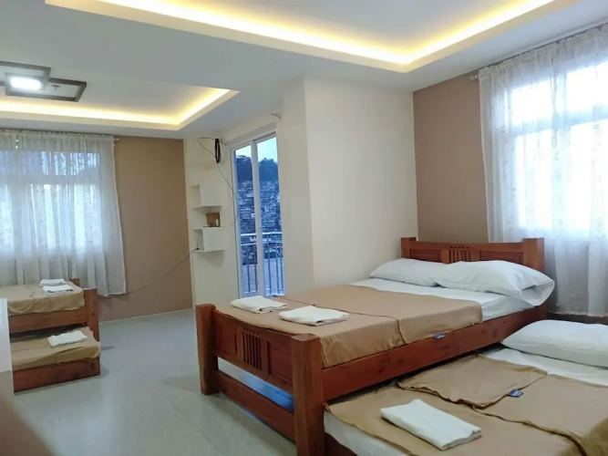 Visita Highland Inn
