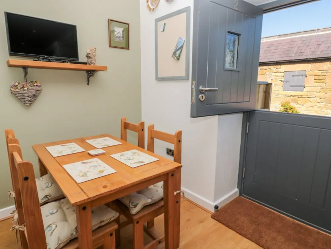 2 Grange Cottages