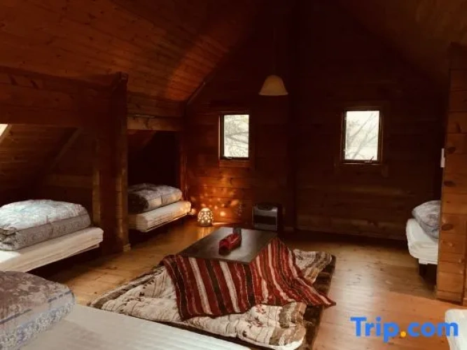 1 Bedroom Sextuple Cottage