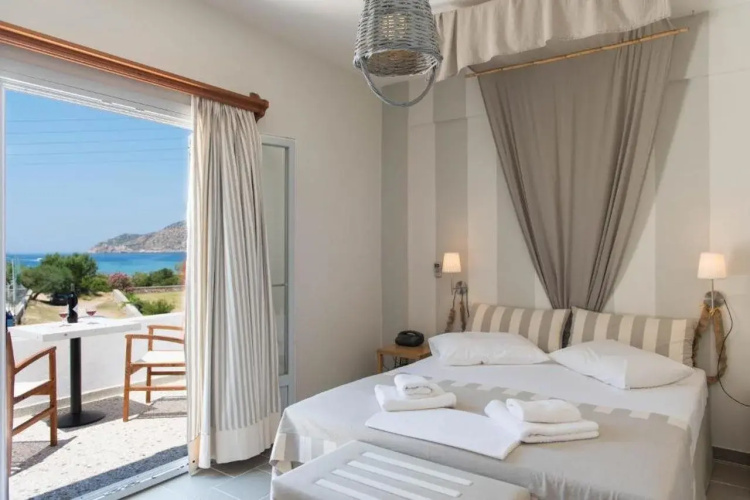Aeolos Apartments