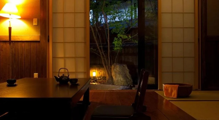 Hatago Kounokura
