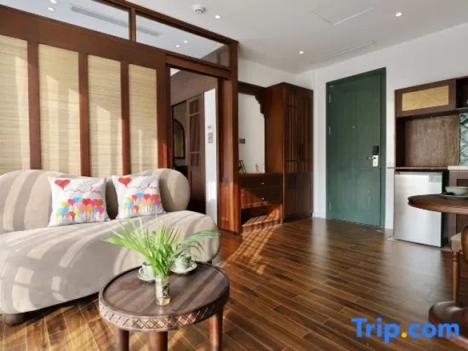 1 Bedroom Apartment with balcony