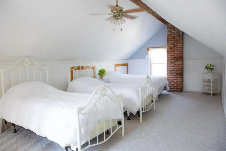 Bayard Avenue 304