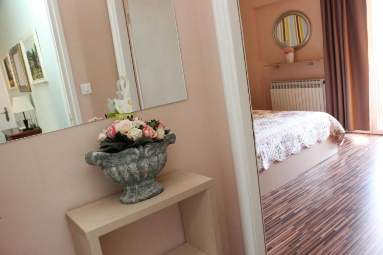 Studio with balcony and with sea view
