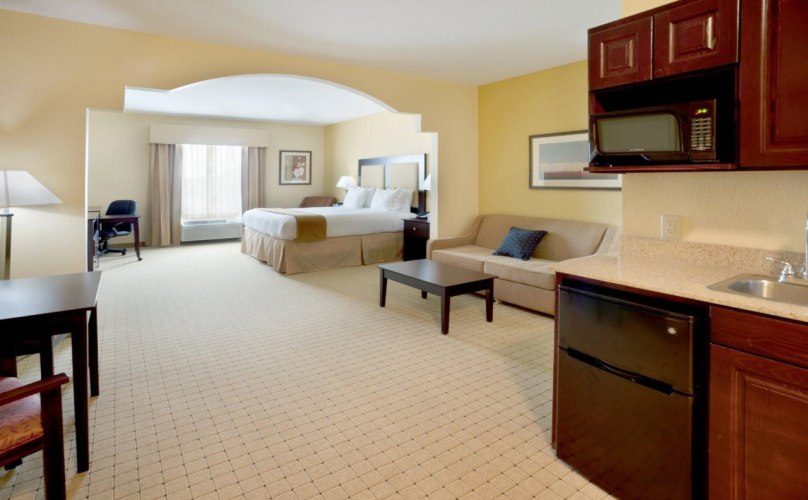 Holiday Inn Express & Suites Georgetown by IHG