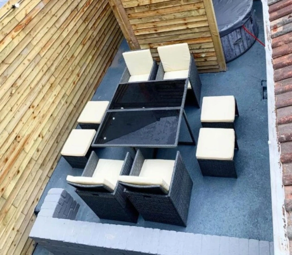 Deluxe Apartment with garden view