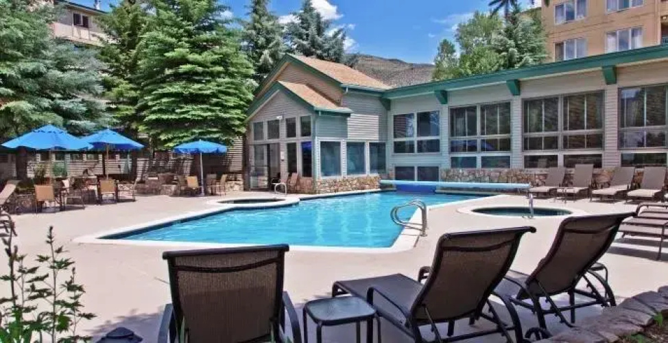 GetAways at Falcon Point Resort