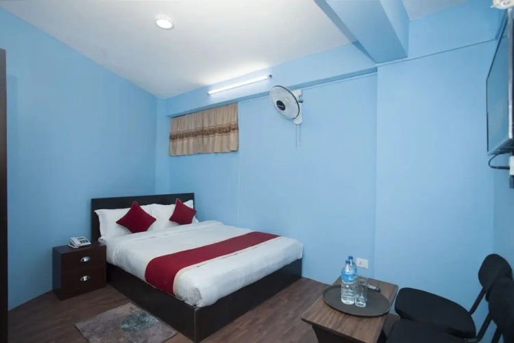 Oyo 419 Hotel Crossroads