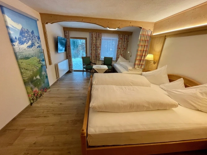 Deluxe Double room with mountain view