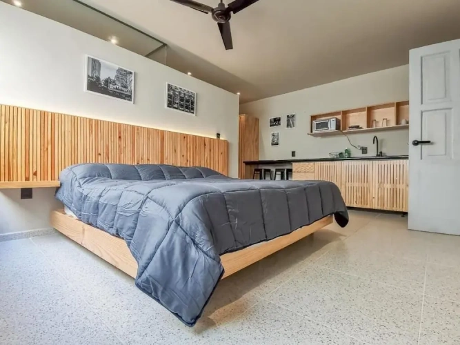 Comfort room