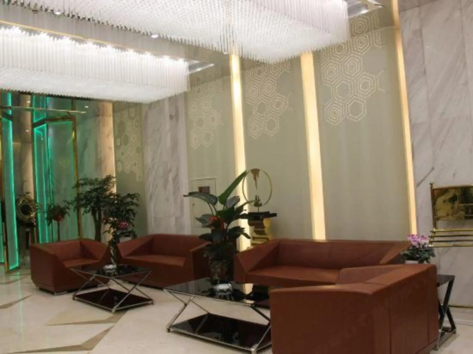 the Diamond Hotel