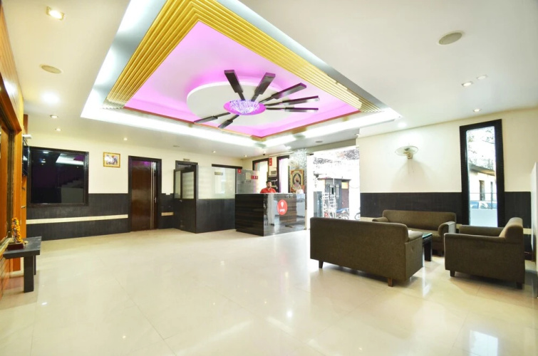 OYO 5026 Preet Hotel
