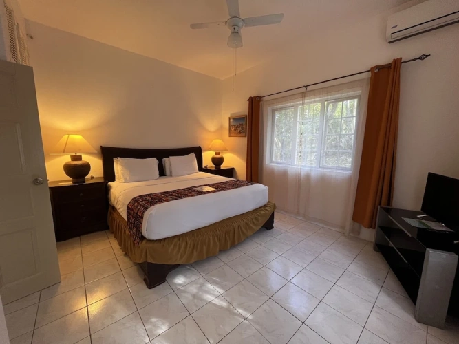 Superior Double Basement room with garden view