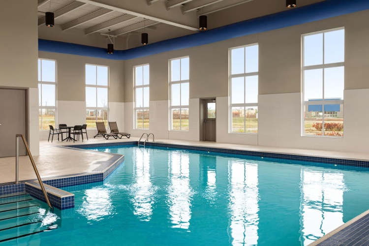 Microtel Inn And Suites By Wyndham Boisbriand photo 14