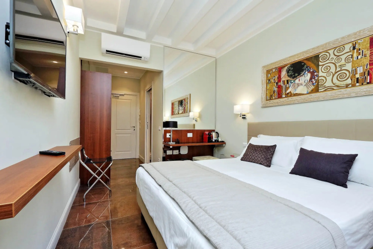 Piazza Venezia Grand Suite