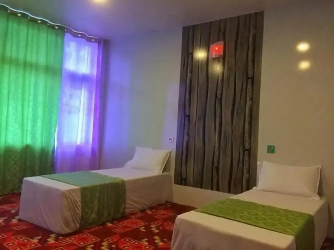 Hotel Blue Moon