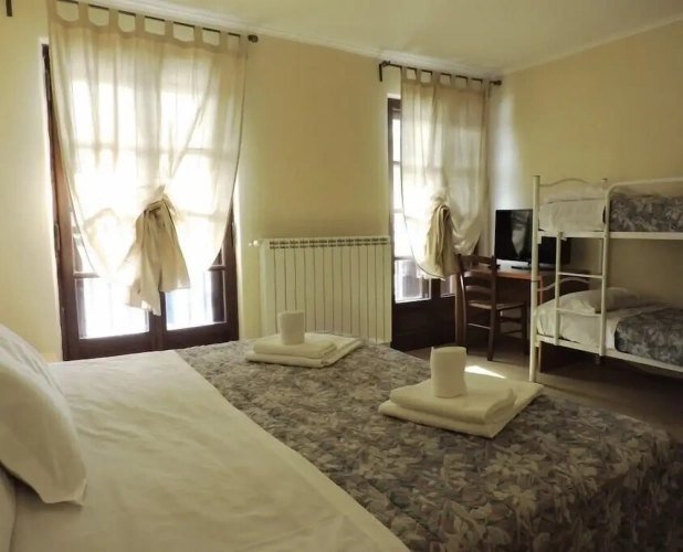 Standard Quadruple room with balcony