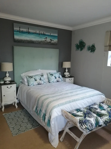Beachhouse on 18p Repens