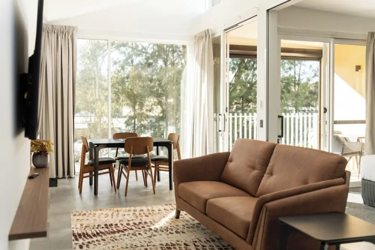 Clare Hillside Apartments