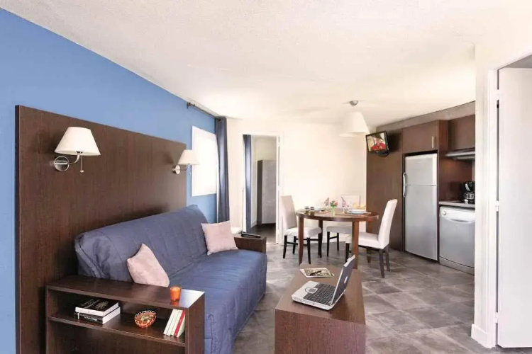 Park & Suites Village La Rochelle Marans