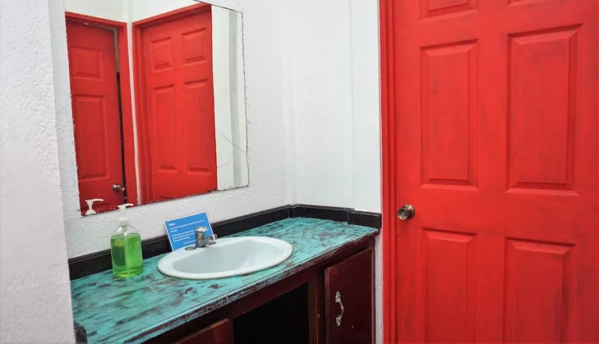 Akih Pods Hostel