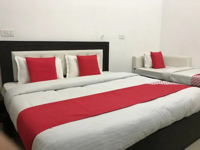 Hotel Suryansh By OYO Rooms