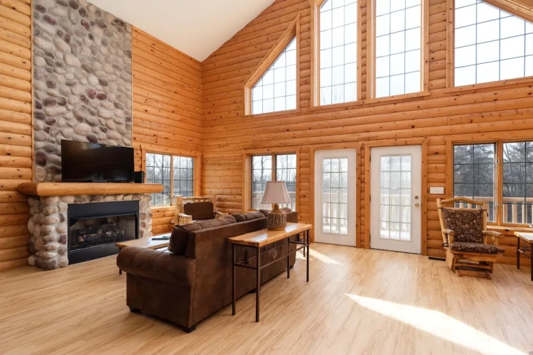 3 Bedrooms Luxury Sextuple room