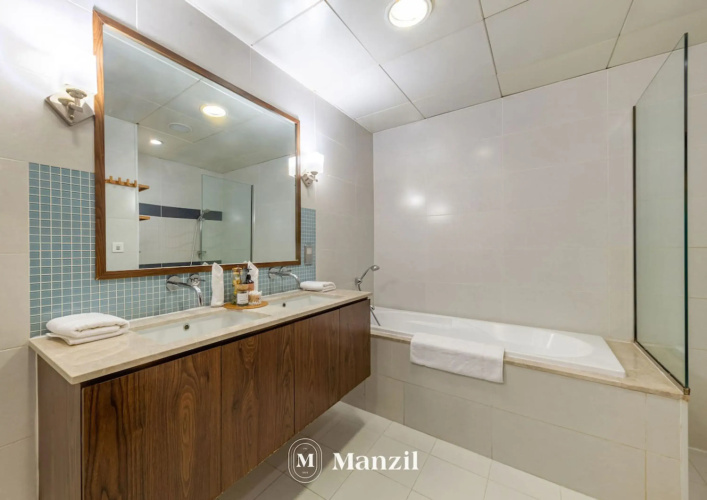 Splendid 3BR in Palm w Lazy River & Private Beach