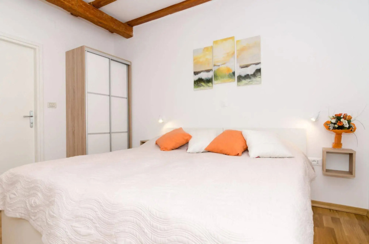 Apartments Raic