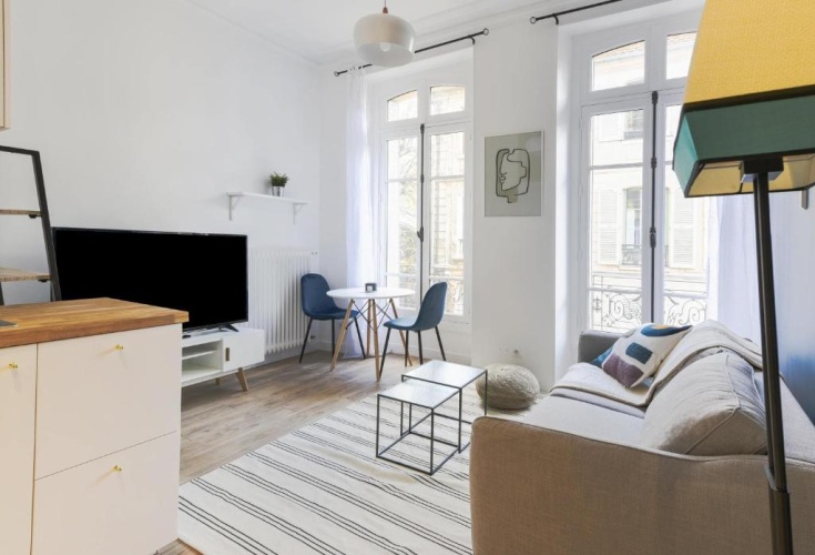 1 Bedroom Apartment