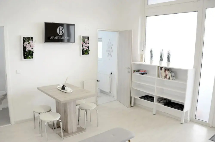 B Apartment