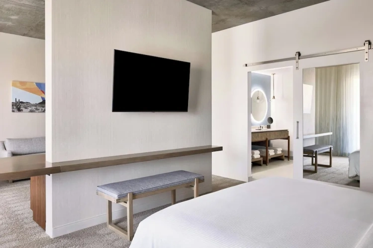 1 Bedroom Junior Suite with balcony