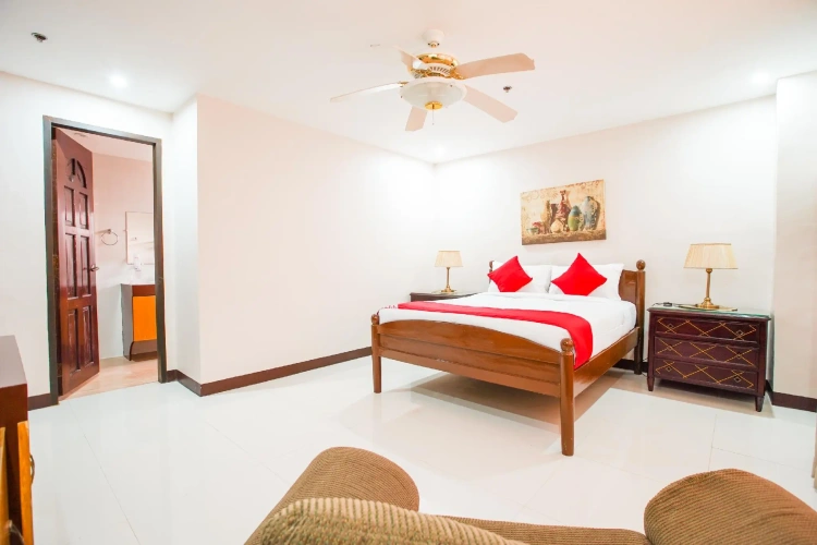 1 Bedroom Suite