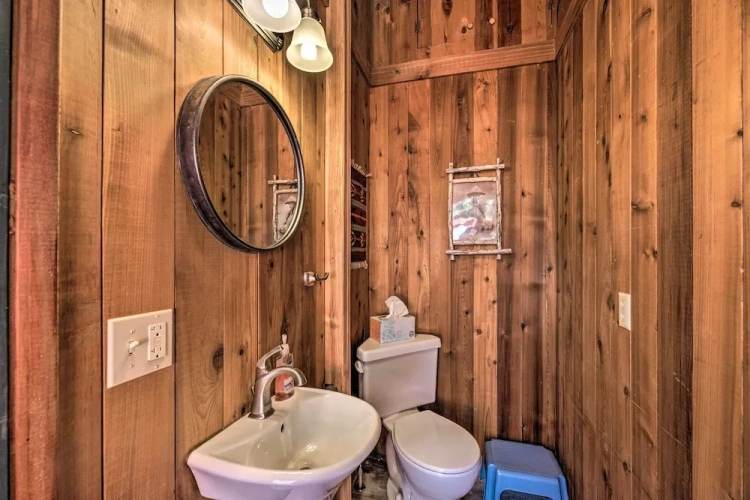 2 Bedrooms Cottage