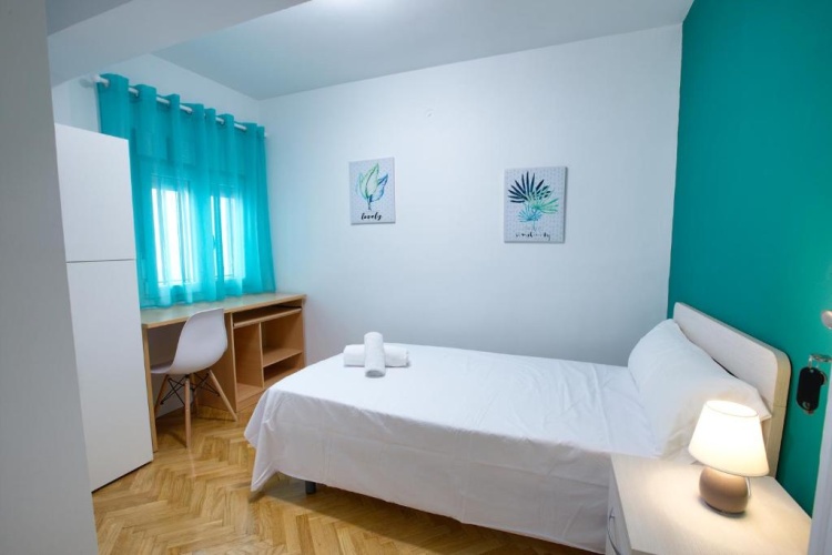 3 Bedrooms Apartment
