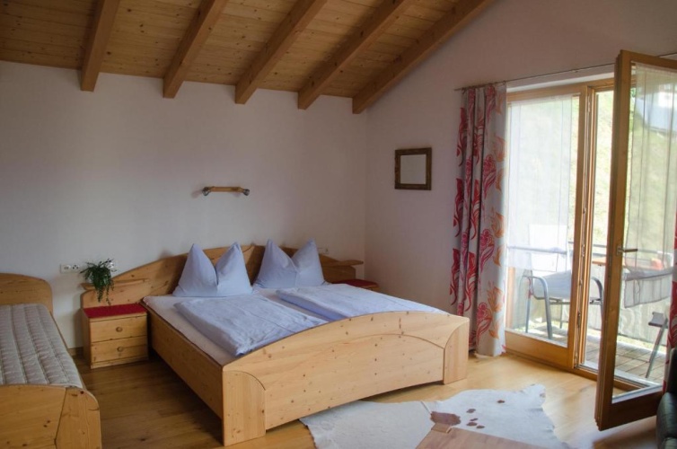 1 Bedroom Apartment with balcony