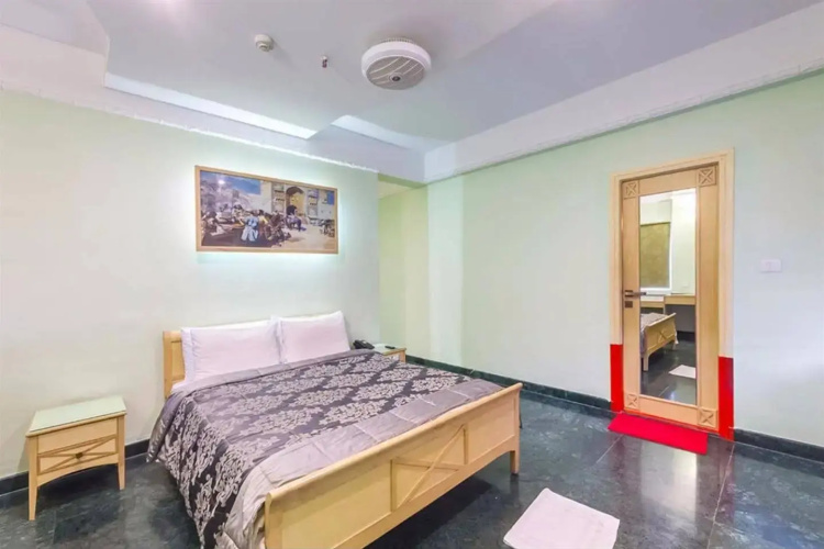 Treebo Trend Komfort Suites
