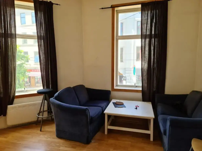T13 Small Room