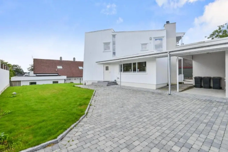 Duplex Apartment