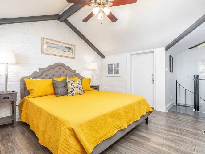 Southern Belle Carriage House