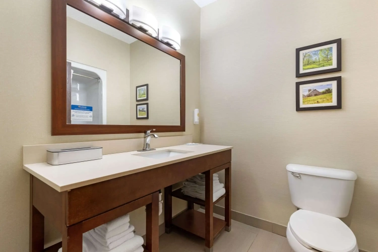 Quadruple Suite